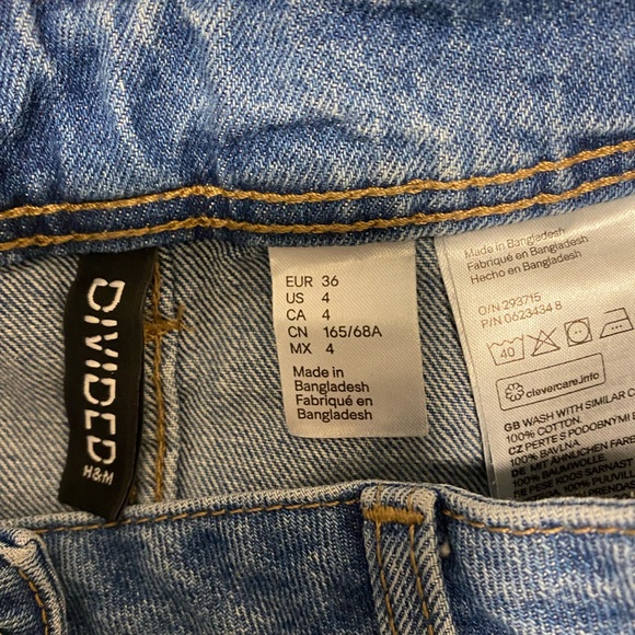 Denim button front skirt . A line - Picture 2 of 3